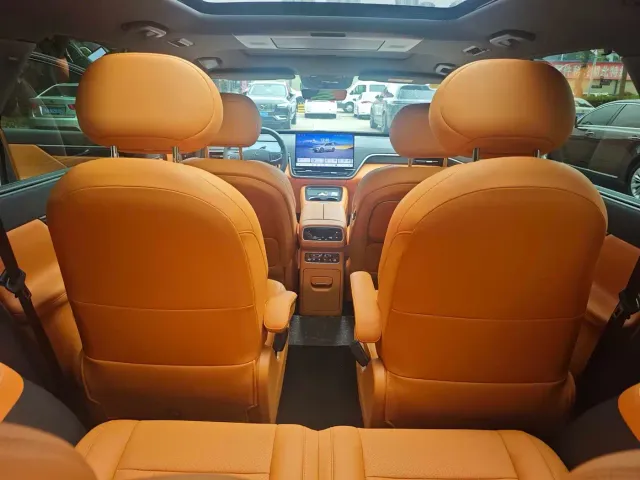 Dongfeng eπ 008 — Фото автомобиля 6