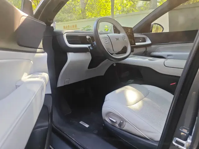 XPeng XPeng G6 2023 580 Long Range Pro — Фото автомобиля 7