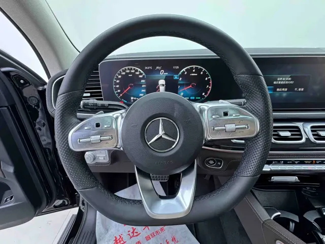 Mercedes-Benz GLS-Class — Фото автомобиля 9
