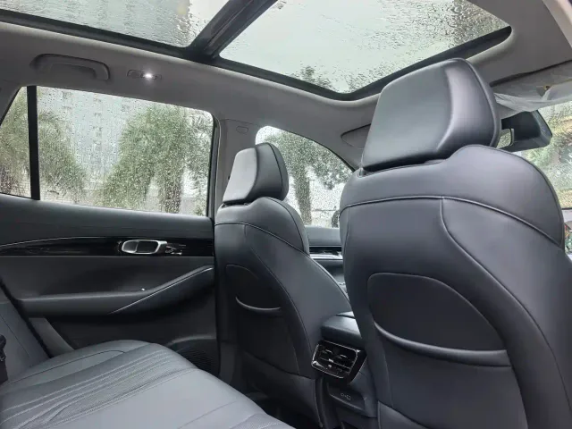 Geely Galaxy E5 — Фото автомобиля 12