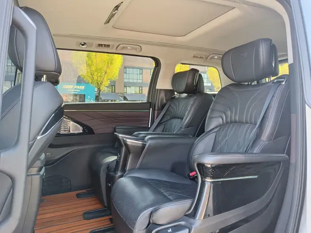 GAC Trumpchi M8 — Фото автомобиля 19