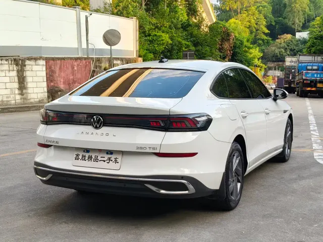 Volkswagen Lamando — Фото автомобиля 4
