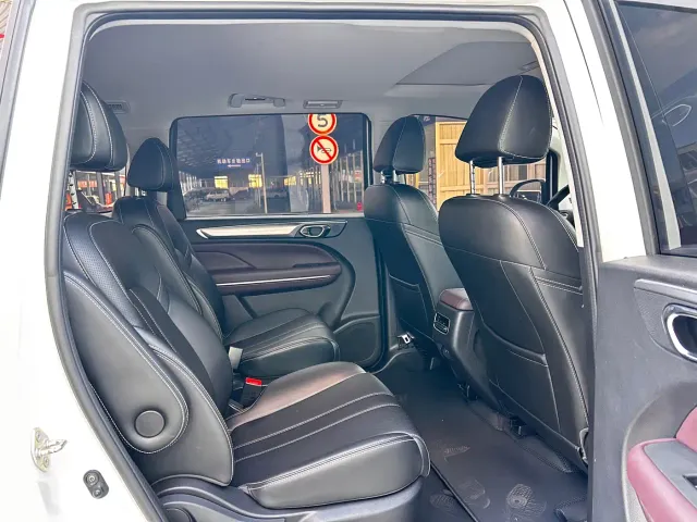 GAC Trumpchi M6 — Фото автомобиля 14