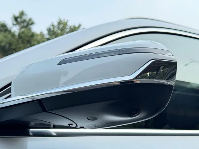 Geely Xingyue L — Фото автомобиля 13