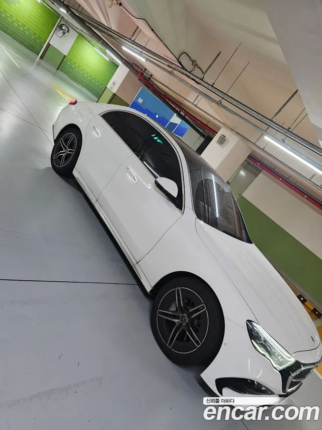 Mercedes-Benz E-Class W214 — Фото автомобиля 2