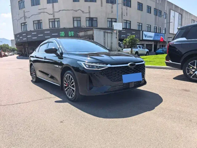 Chery Arrizo 8 — Фото автомобиля 3