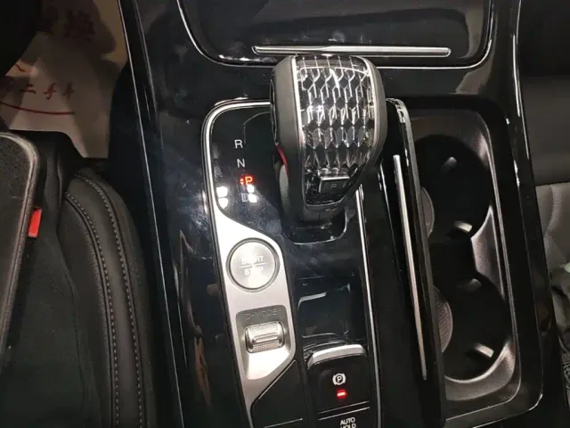 GAC Trumpchi M8 — Фото автомобиля 13