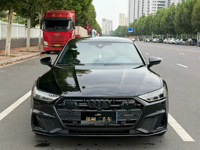 Audi A7L — Фото автомобиля 2
