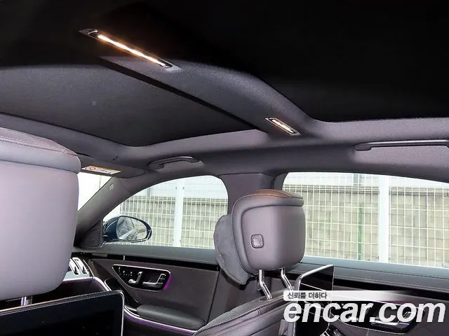 Mercedes-Benz S-Class — Фото автомобиля 16