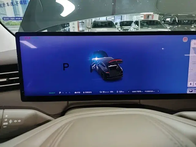 IM Motors LS6 — Фото автомобиля 11