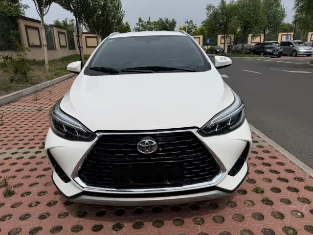 Toyota YARiS L Zhi Xuan 2022 1.5L CVT Leading PLUS Edition — Фото автомобиля 3