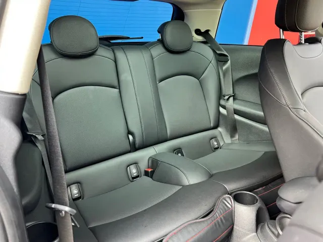 MINI Hatch — Фото автомобиля 29