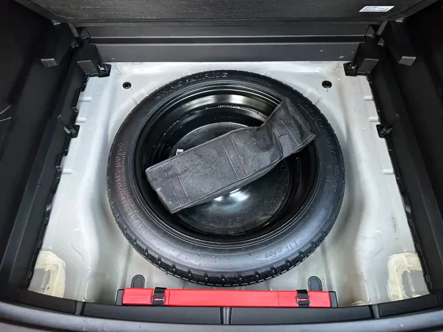 Geely Boyue L — Фото автомобиля 18