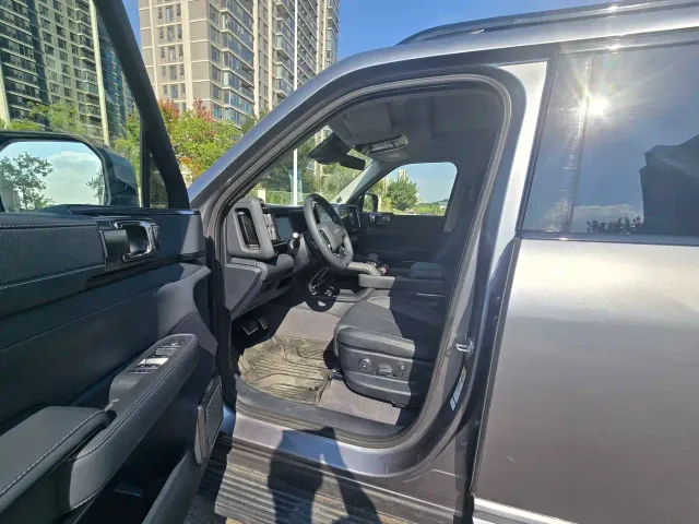 BYD FangChengBao Leopard 5 — Фото автомобиля 4