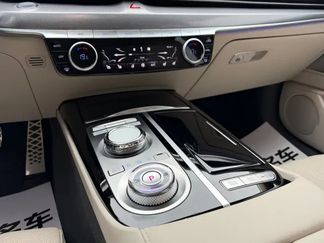 Genesis G80 — Фото автомобиля 17