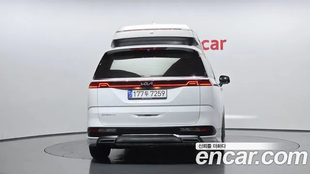 Kia Canival Carnival 4 поколение Бензин 9 мест Hi-Limousine(Спецкузов) — Фото автомобиля 4