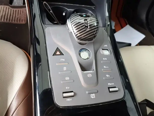 BYD Qin PLUS — Фото автомобиля 13