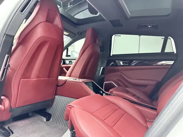 Porsche Panamera — Фото автомобиля 15