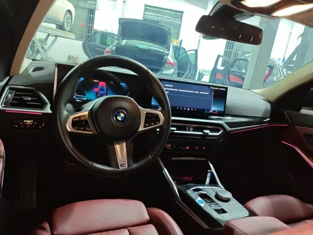 BMW i3 — Фото автомобиля 7