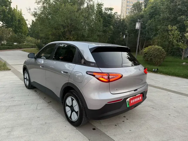 Geely Starry Wish — Фото автомобиля 6
