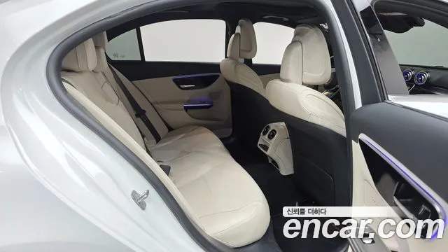 Mercedes-Benz C-Class — Фото автомобиля 11