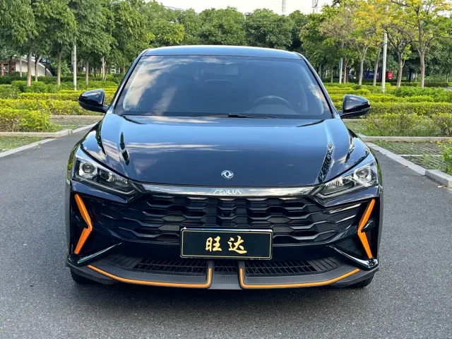 Dongfeng Yixuan — Фото автомобиля 2