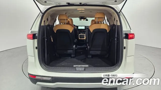 Kia Canival Carnival 4 поколение Дизель 9 мест Prestige — Фото автомобиля 8