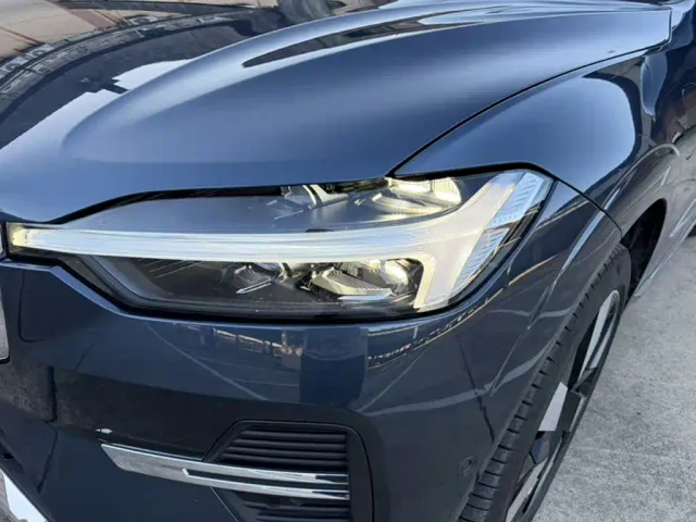 Volvo XC60 — Фото автомобиля 20