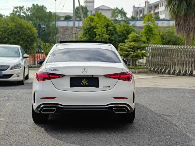 Mercedes-Benz C-Class — Фото автомобиля 3