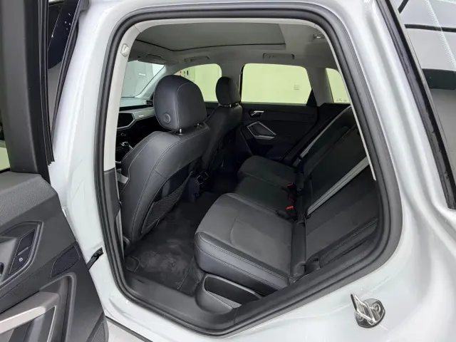 Audi Q3 — Фото автомобиля 14