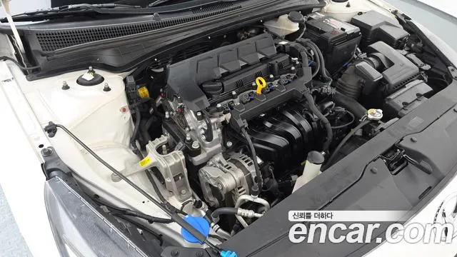 Hyundai AVANTE Avante (CN7) — Фото автомобиля 6