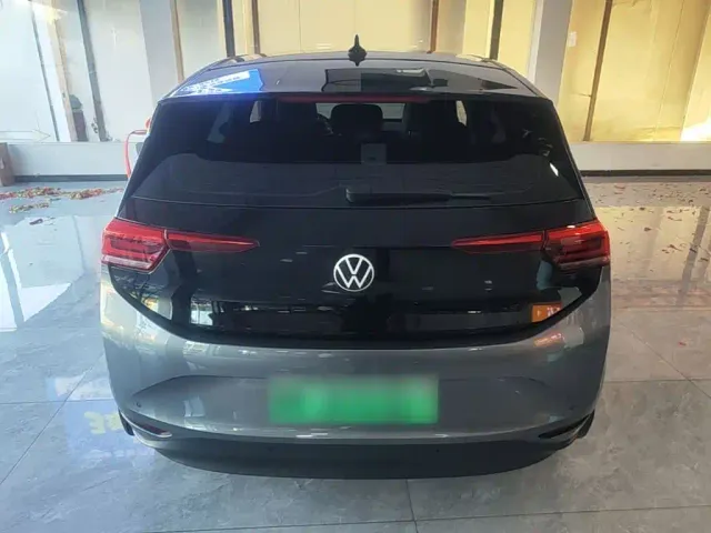 Volkswagen ID.3 — Фото автомобиля 5