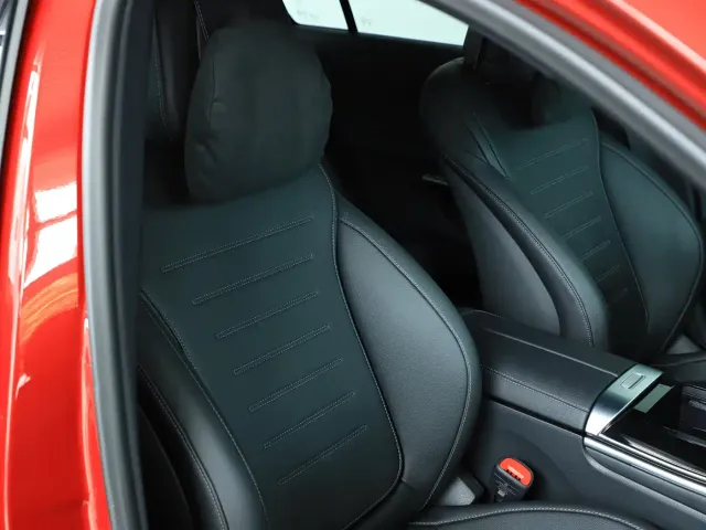 Mercedes-Benz C-Class — Фото автомобиля 5