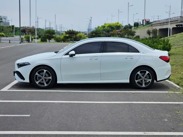 Mercedes-Benz A-Class — Фото автомобиля 9