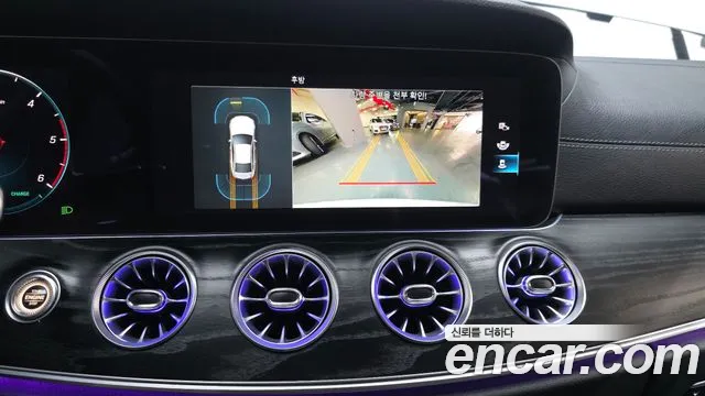 Mercedes-Benz CLS-Class — Фото автомобиля 15