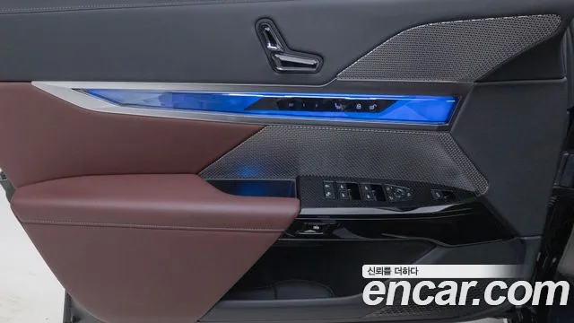 BMW 7 Series G70 — Фото автомобиля 14