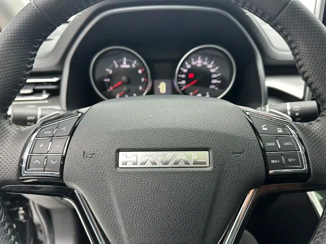 Haval M6 — Фото автомобиля 13