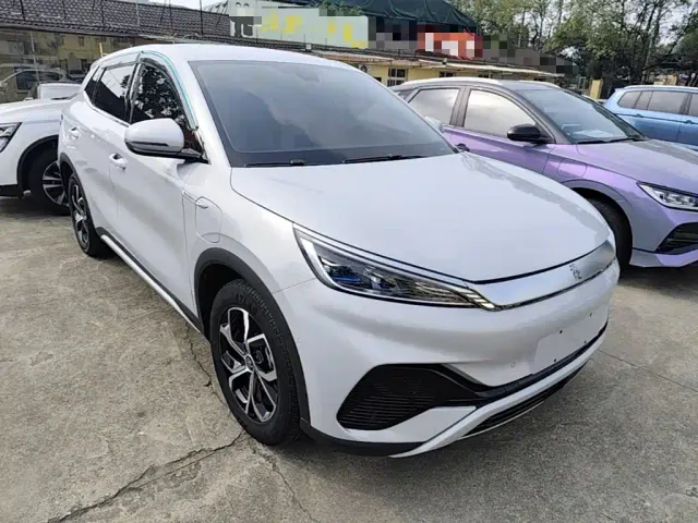 BYD Yuan PLUS — Фото автомобиля 3