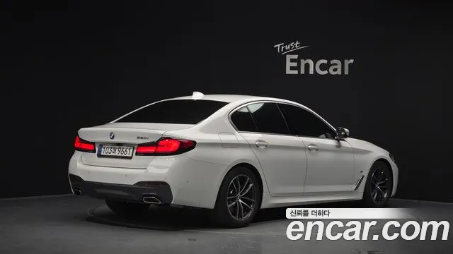 BMW 5 Series G30 — Фото автомобиля 2