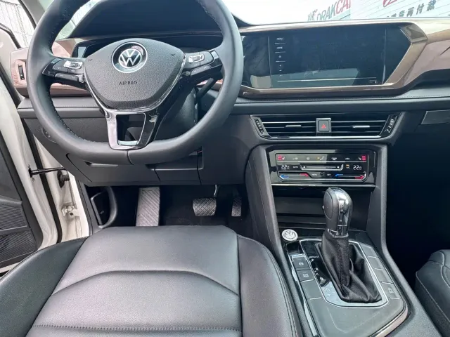Volkswagen Tharu — Фото автомобиля 22