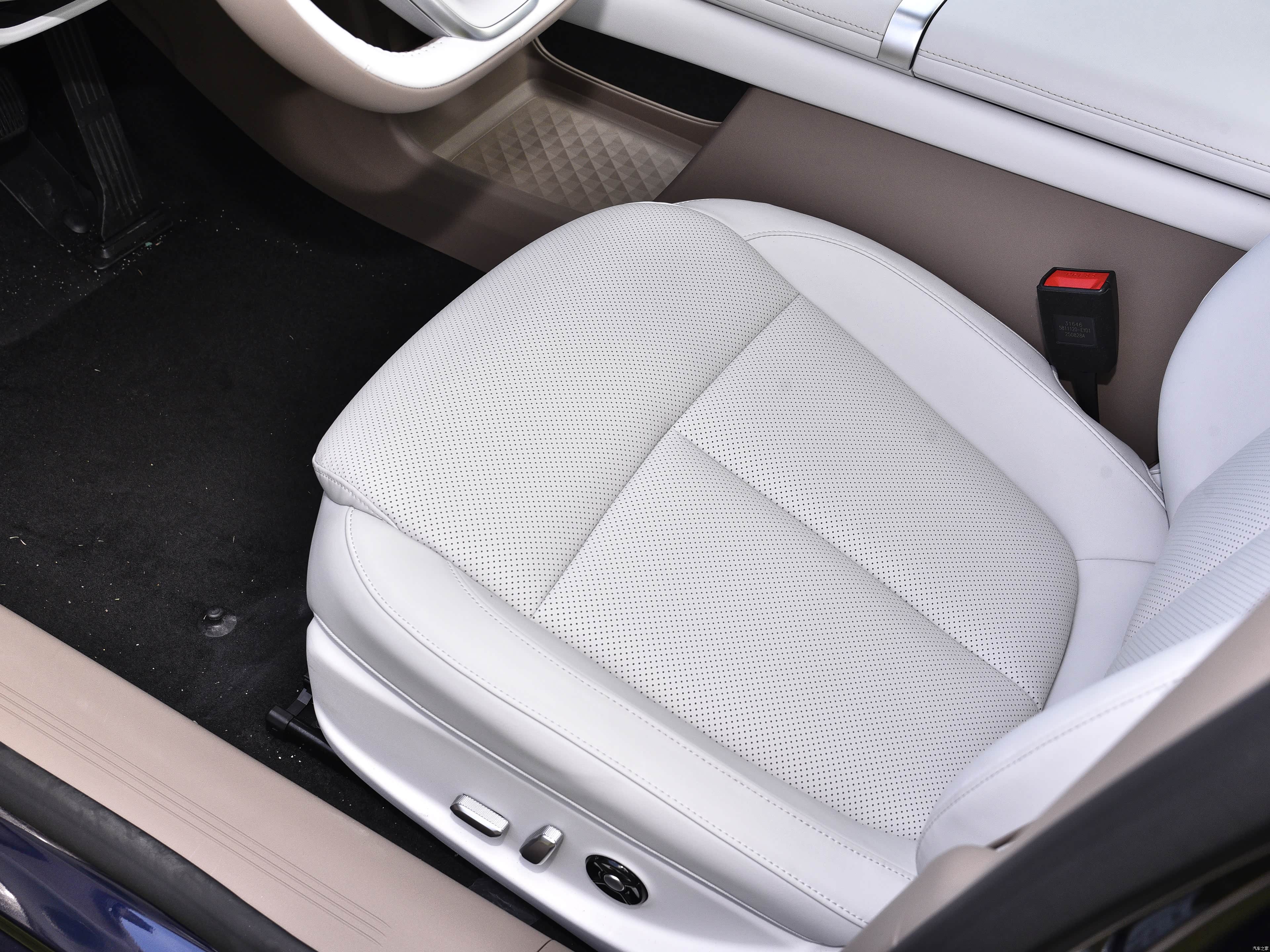 Changan Qiyuan A06 — Фото автомобиля 6