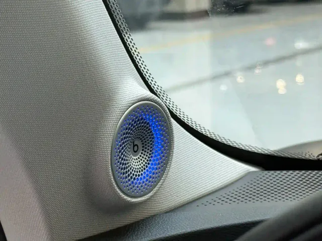 smart smart Elf #1 2022 Premium Edition — Фото автомобиля 11