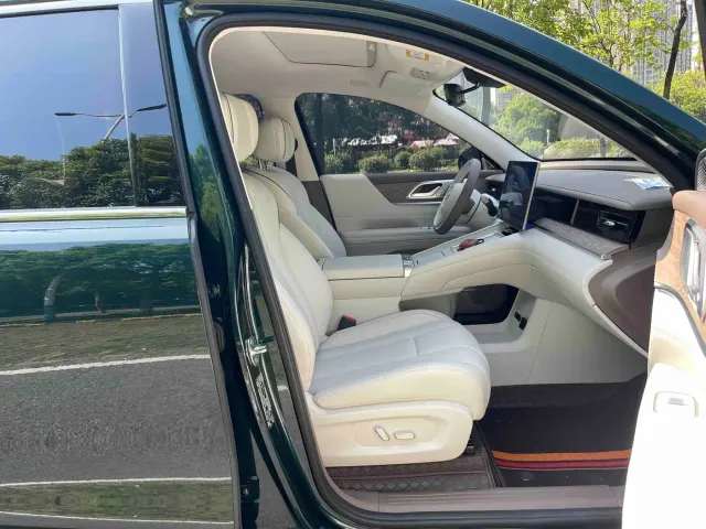 Wuling Starlight L — Фото автомобиля 10