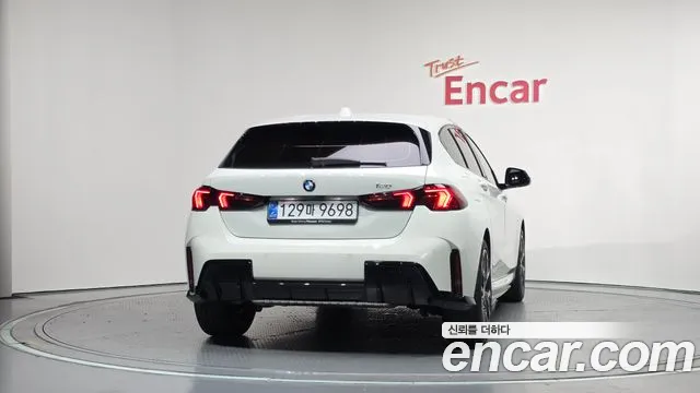 BMW 1-Series — Фото автомобиля 3