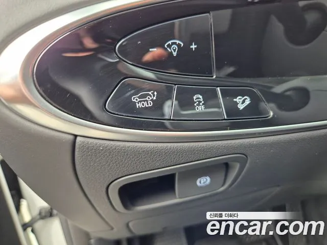 Genesis GV70 2.5T Бензин 2WD — Фото автомобиля 11