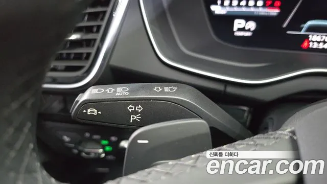 Audi Q5 FY — Фото автомобиля 27