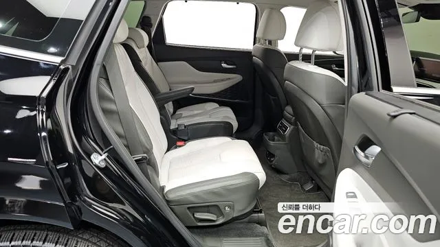 Hyundai Santafe — Фото автомобиля 12