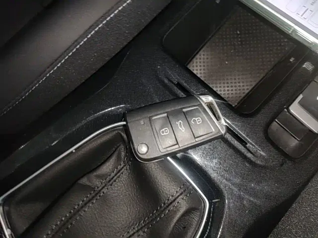 Volkswagen Tharu — Фото автомобиля 8