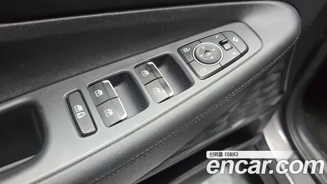 Hyundai Santafe Новый Santa Fe Дизель 2.2 2WD — Фото автомобиля 13