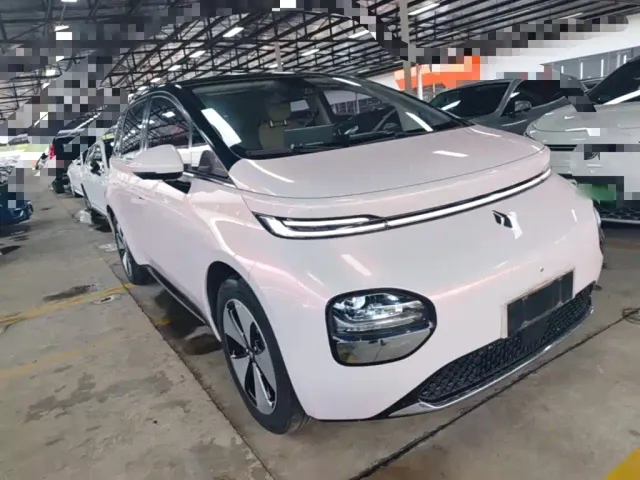 Baojun Cloud — Фото автомобиля 3